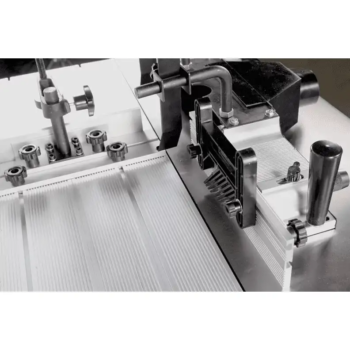 Baileigh RTS-3012 Jyrsinpöytä liukupöydällä - Kuva 2